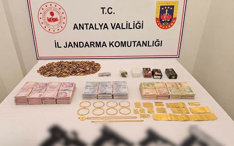 Antalya’da Jandarmadan Suçla Mücadele Operasyonu