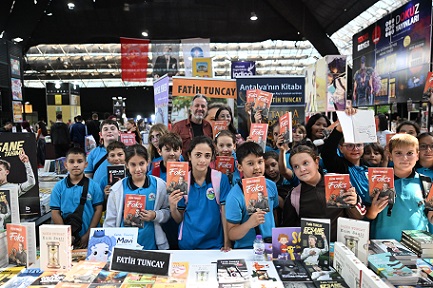 Antalya’da Kültür Ve Edebiyat Buluşması