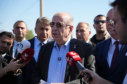 Ümit Özdağ’dan Manavgat’ta Sağlık Yatırımı Tepkisi