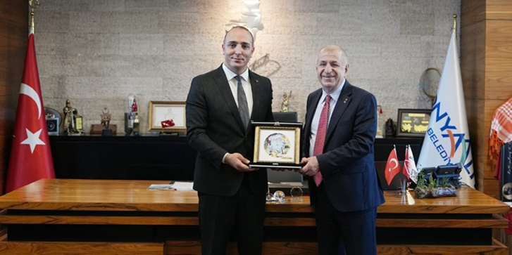 Ümit Özdağ’dan Konyaaltı Belediyesi’ne ziyaret